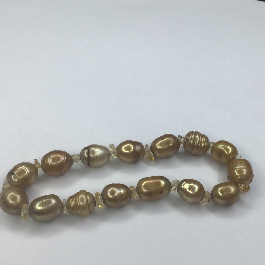 Cultured Freshwater Pearl Stretch Bracelet Beige/Golden Color W/Citrine Bead Stones - Pawn Man Store