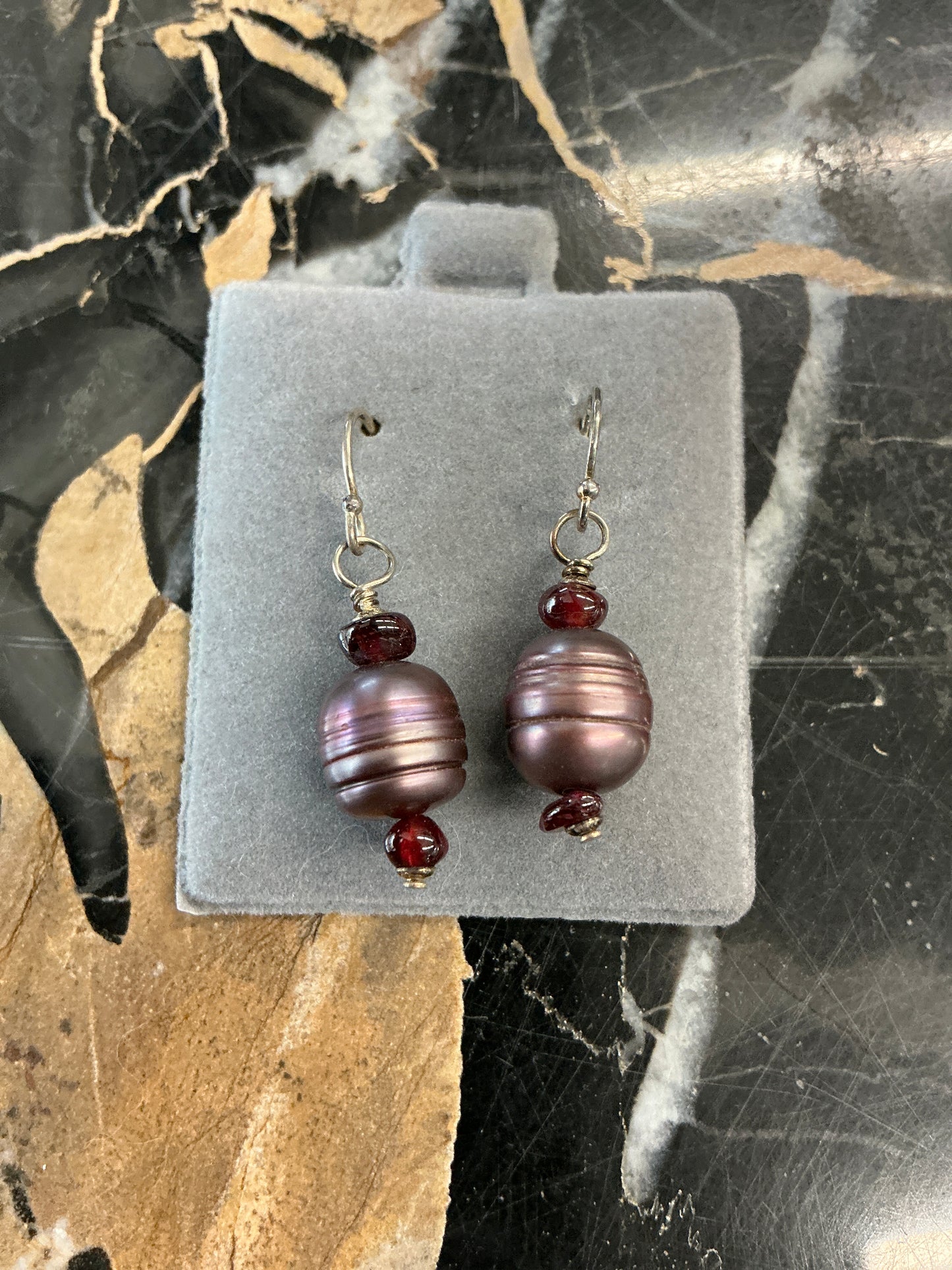 Purple Freshwater Pearl, Garnet Bead Earrings #E304