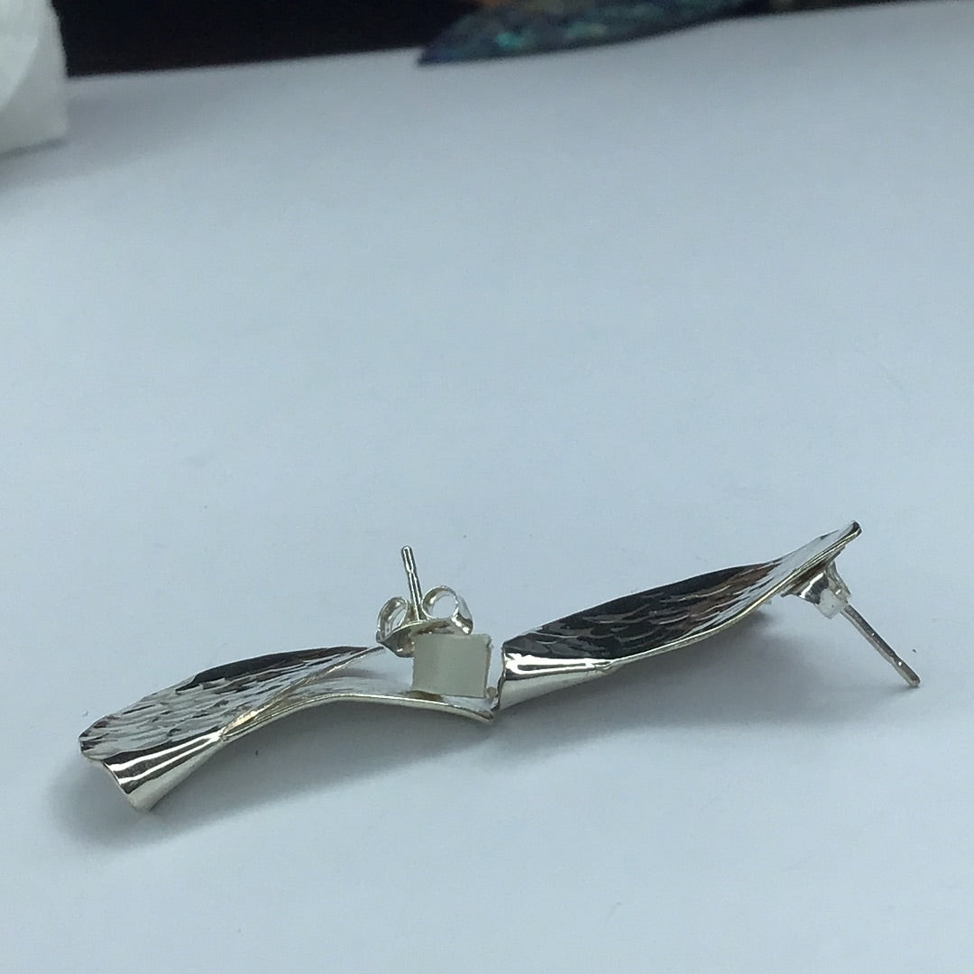 Modernist Sterling Silver New Fold Earrings with Hammered Finish - Pawn Man Store
