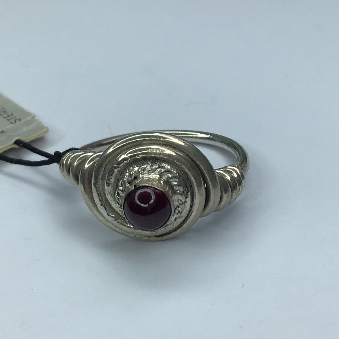 New Hand Made Sterling Silver Ring W/Cabochon Rhodolite Garnet Sz. 7 - Pawn Man Store