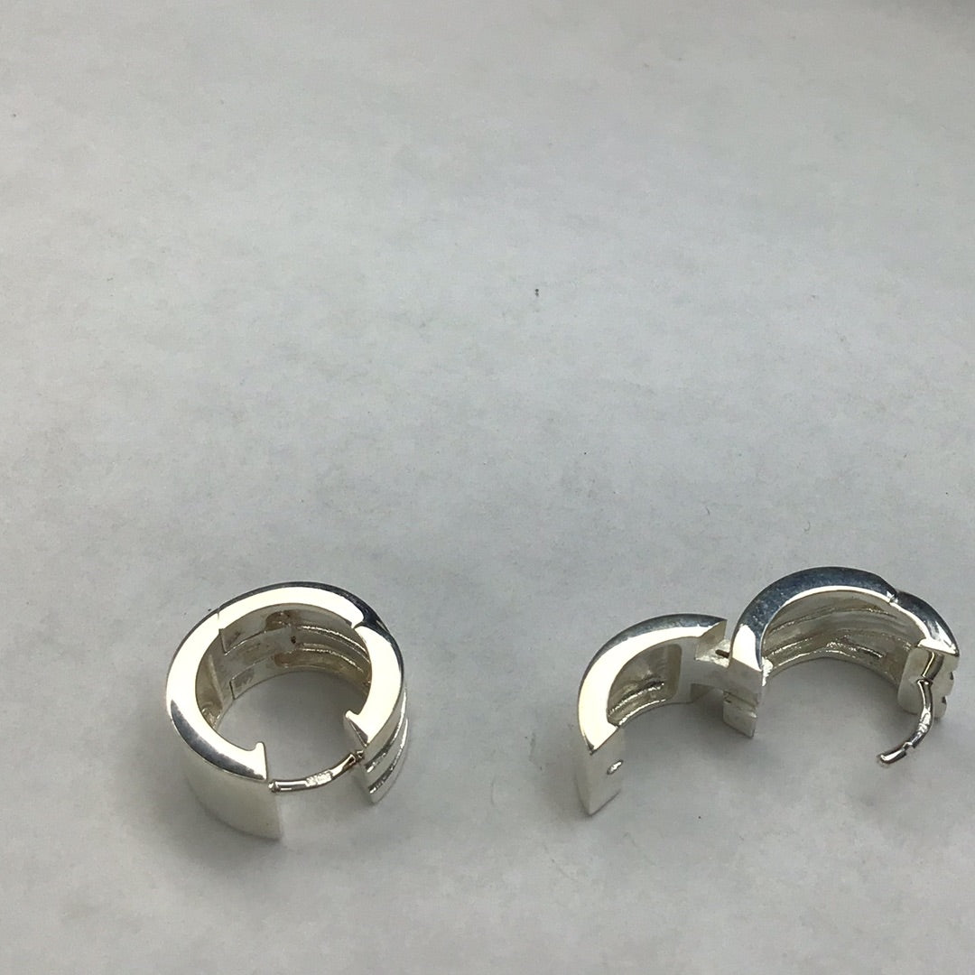 Sterling Silver 925 Reversible Wide Huggie Hoop Earrings High Polished NEW - Pawn Man Store