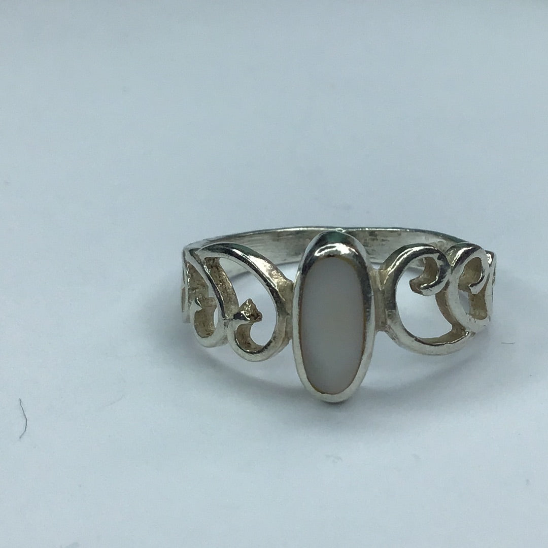 Fine Sterling Silver 925 & MotherOf Pearl Swirl Ring Sz. 7