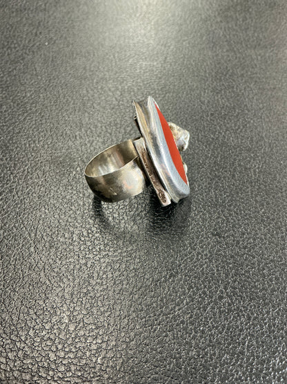 Heavy Vintage 1970s Artist Made Sterling and Carnelian Brutalist Ring Sz. 10.5