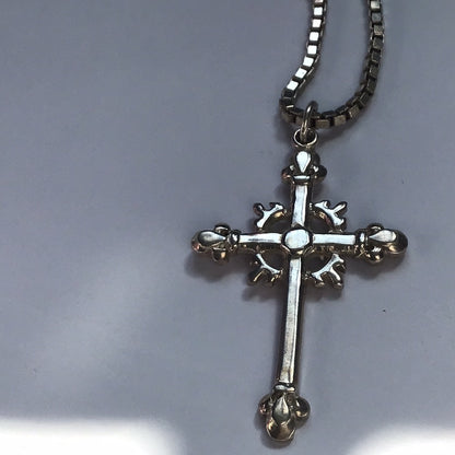Fine 24” Box Link Chain With Sterling Silver Large Cross Pendant/Necklace - Pawn Man Store