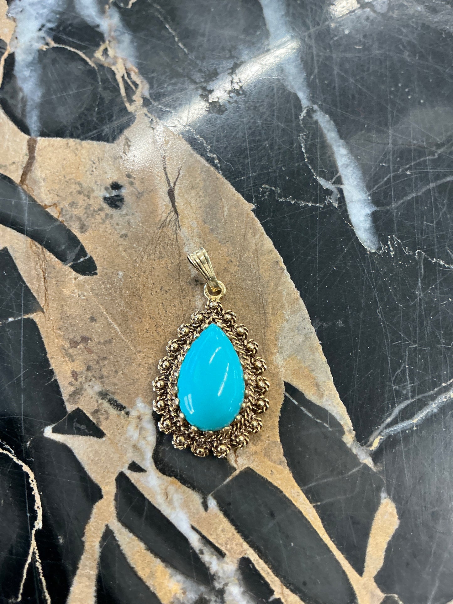 14kt Gold Pendant