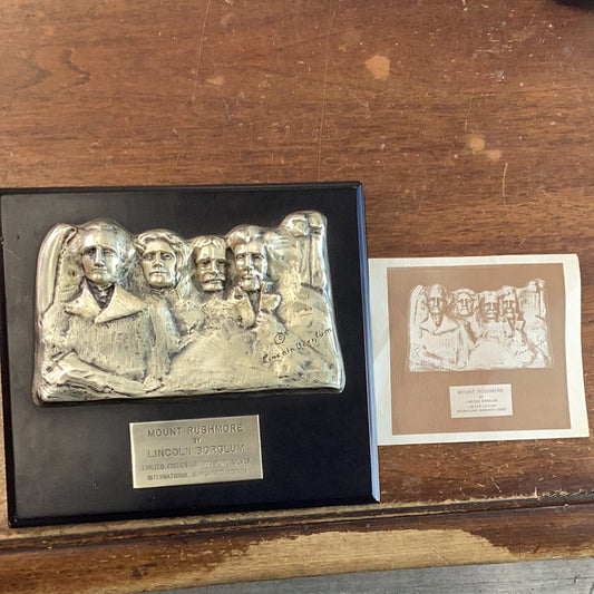Mount Rushmore by Lincoln Borglum Limited Edition 57/1000 Pure Silver International Numismatic Agency