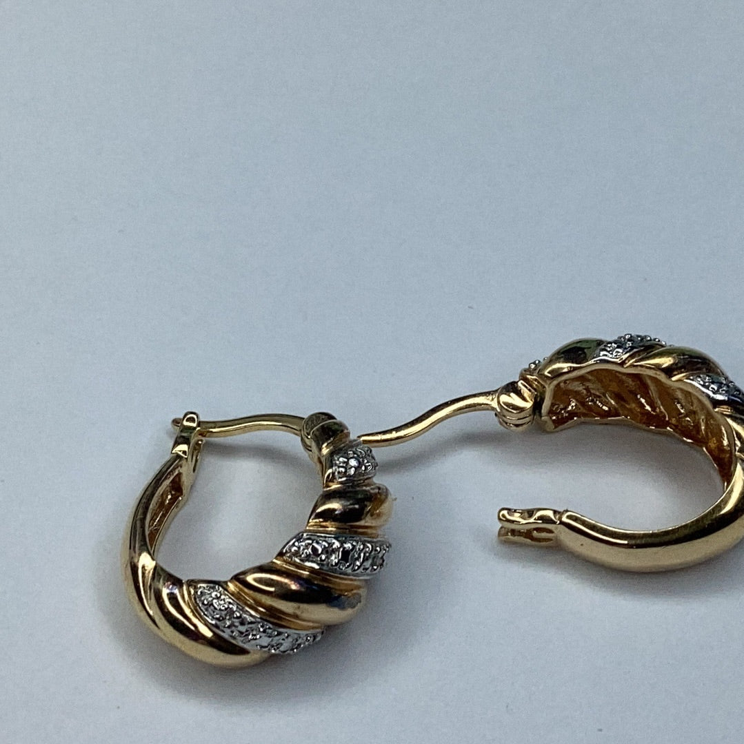 New Yellow Gold Over Sterling Silver 925 Oval Hoop Earrings W/1 Diamond In Each Earring - Pawn Man Store