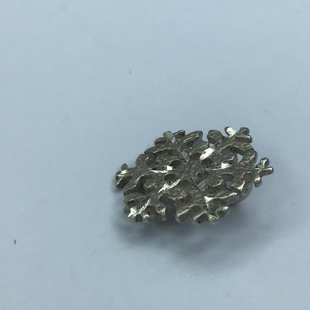 Fine Sterling Silver 925 Diamond Cut Snowflake Pendant - Pawn Man Store