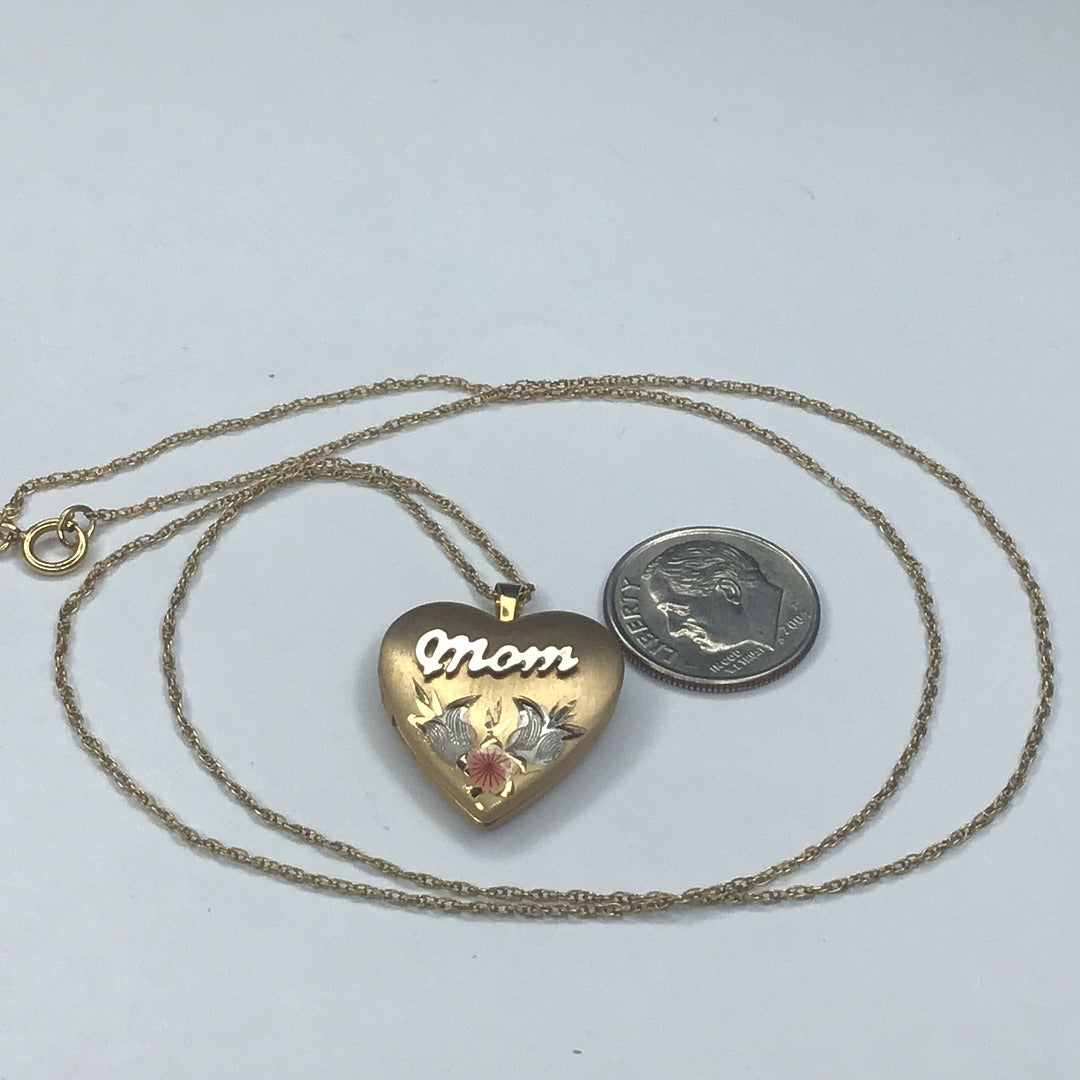 Picture Heart Locket “MOM” 14K Yellow Gold Filled Necklace 20” - Pawn Man Store