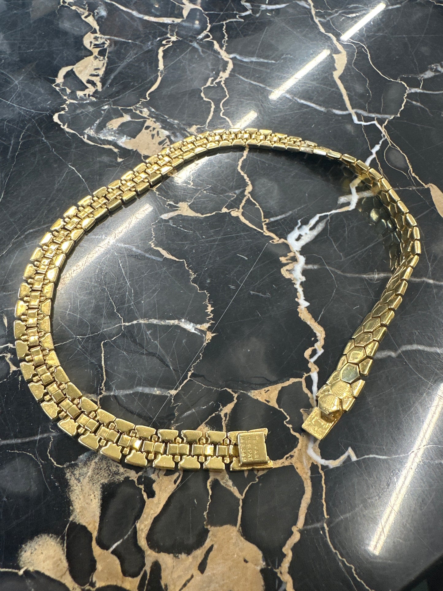 Vintage Trifari Golden Women’s Necklace - Stamped TRIFARI DESPAT 143349
