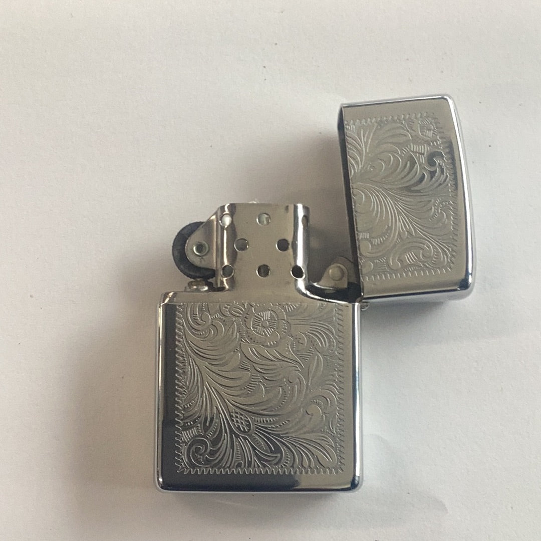 BEAUTIFUL Zippo Lighter With Floral Design